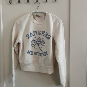 MLB Yankees Cream and Blue Crew Neck Sweater